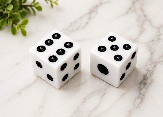 Black Spot Camel Bone Dice